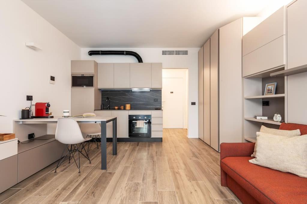 Emotichome 7 Flexyrent Studio Милан Экстерьер фото